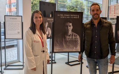 El Hospital Ribera Povisa acoge la exposición itinerante de Asotrame “La piel como testigo”